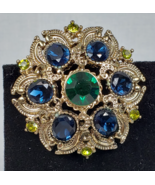 VTG Seqin Brand Dome Brooch Faceted Rhinestones Green Blue Gold Tone Ope... - $888.09 MXN
