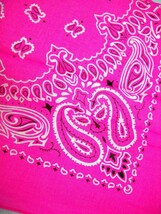 BRIGHT CLASSIC PAISLEY HOT BRIGHT PINK BANDANA HEAD WRAP SCARF HANKERCHIEF - $3.99