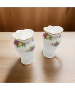 Vintage Royal Albert Old Country Roses Salt &amp; Pepper Shakers S&amp;P - $384.04 MXN