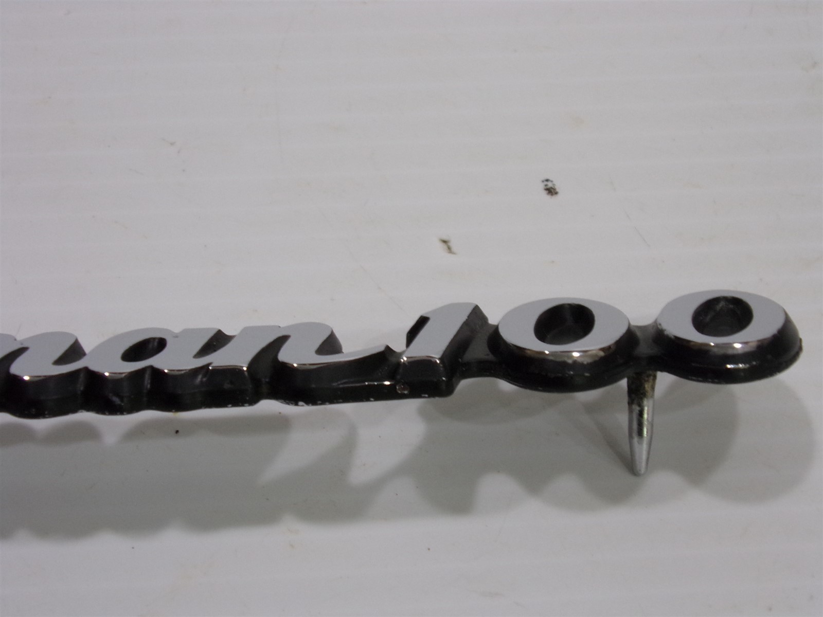 1970 - 1978 Dodge Tradesman 100 Van Emblem NOS 2956456 1971 1972 1973 1974 1975 Item image 10