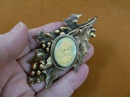 (CS13-5) MADONNA Mary baby Jesus gray ivory CAMEO holly leaf Pin Pendant Jewelry - $28.97