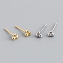 Timeless Trio: 925 Sterling Silver Minimalist 3-Ball Bead Stud Earrings - Gold-P - £20.78 GBP