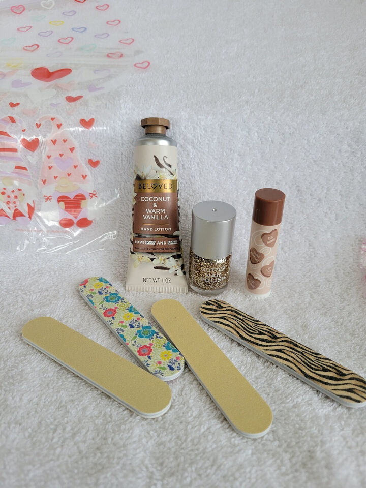 Brown Beloved Hand &amp; Lip Set - Hearts ziplock bag - $5.00