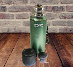 Vintage Stanley Aladdin&#39;s Rugged American Thermos Classic Vacuum 1 Qt Made USA - £14.52 GBP