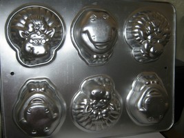 Wilton Barney Baby Bop Mini Cupcake Pan 2105-6620 - $13.02