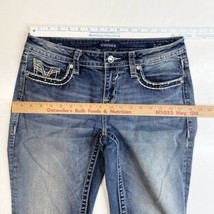 Vigoss Heritage Fit Capri Womens 8 Midrise Denim Crop Jeans Rhinestones Fray - £16.72 GBP