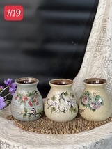 Pottery vase Painting Ceramic vase H 19cms - £67.35 GBP