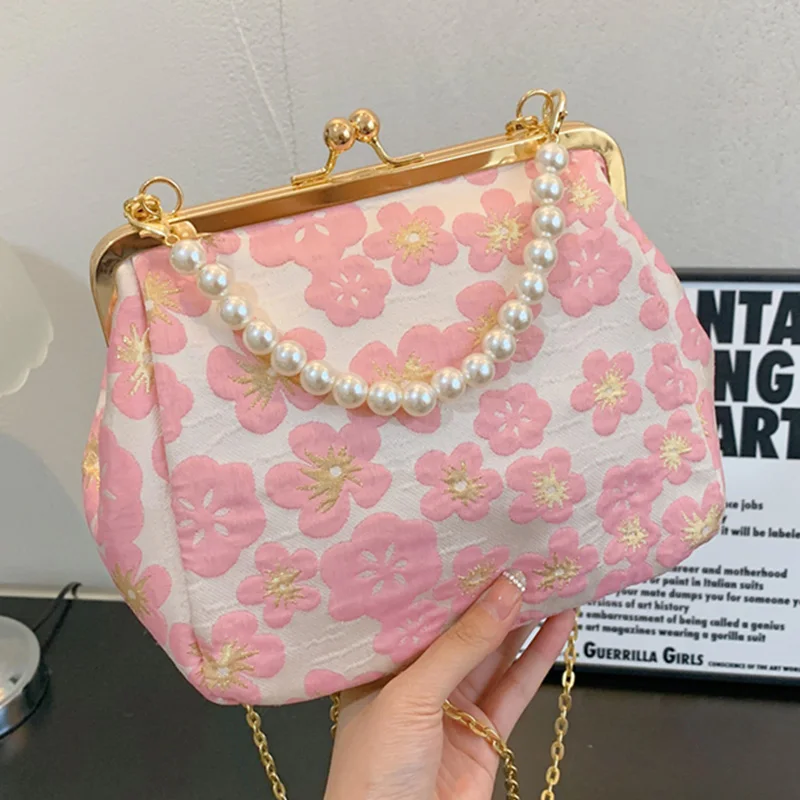  women chain crossbody bag lace flower clip messenger bags female kiss lock wallet lady thumb200