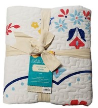 The Pioneer Woman Mazie Medallion Quilt King Size NWT - £54.64 GBP