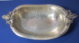 ANTIQUE OVAL HAMMERED  SERVING BOWL WITH CLAW FEET LEGS AND HANDLES - £39.87 GBP