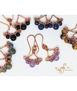 Handmade stone and copper earrings: criss cross copper wire wrapped fans - €26,53 EUR