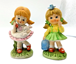 (2) Homco Little Girls Figurines w/Carrots, and Carry Sack - Cute and Adorable! - £18.35 GBP