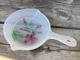 VTG GLASS SOUVENIR OF OELWEIN IOWA GLASS FRY PAN HAND PAINTED - $19.75