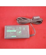 Sony PEGA-AC10 AC Adapter for Sony CLIE - $341.93 MXN