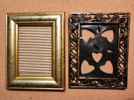 Photo Frames Gold Tones Set Of 2 Holds 5&quot; X 3.5&quot; Photo - £5.40 GBP