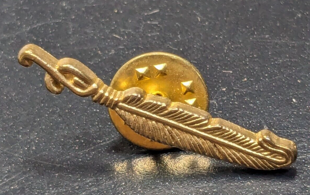 Vintage Gold Tone Feather - Lapel Backpack Hat Pin - $10.88
