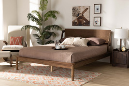 Lavada Ash Walnut Brown Full Size Platform Bed - $9,488.34 MXN