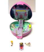Polly Pocket STARLIGHT CASTLE Light Up 1992 Playset - $108.32 CAD