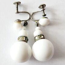 1970s Handmade Vintage Screw Back Clip On Earrings Dandle White Silver T... - $41.79 CAD