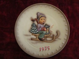 1975 Goebel Hummel collector plate RIDE INTO CHRISTMAS - £22.80 GBP