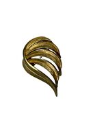 Trifari Gold Tone Leaf Brooch Vintage Textured Abstract Openwork Pin - $18.00
