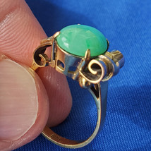 Earth mined Green Jadeite Jade Antique Engagement Ring 14k Solid Gold Statement - $112,052.29 MXN