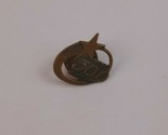 Vintage WIBC 500 Award Shooting Star Gold Tone Lapel Hat Pin - £3.32 GBP
