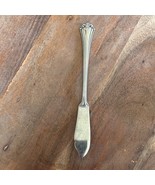 Reed &amp; Barton Roseland Butter Knife Spreader Stainless Steel Flower Flat... - $13.06