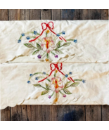 2 Vtg Embroidered Linen Pillowcases | Floral Design | Scalloped Edge Sha... - €12,83 EUR