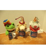 9 Happy Birthday Mini Mugs W/ Mini Plush Animals Inside - $1,009.47 MXN