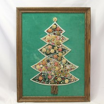 Costume Jewelry Art Christmas Tree Framed Green Velvet Vintage 17 x 23&quot; ... - $1,549.70 MXN