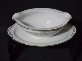 Vintage NORITAKE Gravy Boat With Attached Underplate ROSEPOINT Platinum ... - €16,47 EUR