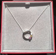 ! NEW Red Envelope Sterling Silver Circle Pendant Necklace - £46.70 GBP