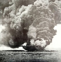 USS Bunker Hillb Moments After Attack 1945 WW2 Photo Print Military DWHH10 - £31.44 GBP