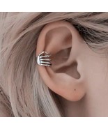 Non piercing cuff earring - Skeleton Hand Ear Cuff - $5.98