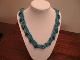 Scallop Edge Beaded Necklace Knit blue beaded free shipping - $19.80