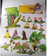 Disney Snow White Carboard Diorama 32 Punch-Out Lot: 7 Dwarves, Prince, ... - $113.09 MXN