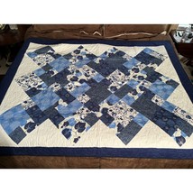 Blue and White Quilt Made w/ Love and Prayers Fran&#39;s Quilters Virginia W... - £31.28 GBP