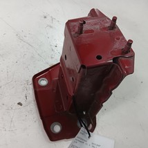 Nissan LEAF Bumper Mount Bracket Right Passenger Side Front 2013 2014 20... - $57.94