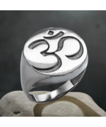 Sterling Silver Om Symbol Men&#39;s Signet Ring | Spiritual Meditation Yoga ... - $1,700.46 MXN