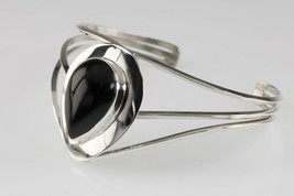 Navajo Sterling Silver Onyx Cuff Bracelet Gorgeous! - $146.34 CAD