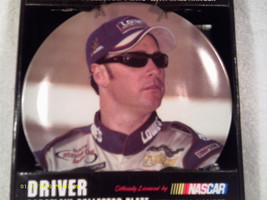 [N12] NASCAR JIMMIE JOHNSON 8&quot; PORCELAIN COLLECTOR PLATE W/WALL HANGER 2003 - £28.68 GBP