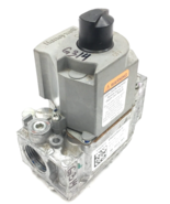 Honeywell VR8304M4416 Gas Valve 1102471 3/4&#39;&#39; used #G314 - $88.90 CAD