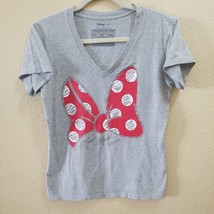 Disney Store Minnie Mouse XOXO Red Bow Sparkle V-Neck Women&#39;s Gray T-Shi... - £11.62 GBP