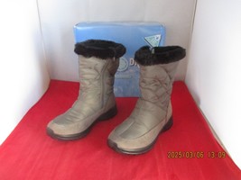 Easy Street Easy Dry by Cuddle Waterproof Boots  $80 - US Size 7 W - Gre... - $29.69