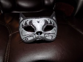 Deluxe Cat Animal Masquerade Mask NEW - £17.50 GBP