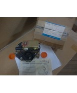 (NOS) ITT/GENERAL CONTROLS 1 1/4&quot;NPT (2)WAY N.C. SOLENOID VALVE / 120VAC... - $94.07 CAD