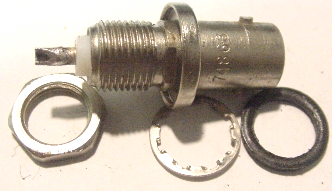 1 NOS UG-625B/U 50 Ohm BNC Radio Freq. Panel Mount  Connectors - $2.92