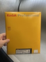 Kodak Professional Paper B &amp; W 25 Sheets Polycontrast III RC E Lustre 8x... - $463.13 MXN