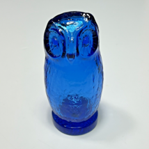 Pilgrim Art Glass Blue Glass Owl Figurine Paperweight 5.25” Mid Century Modern - £19.34 GBP